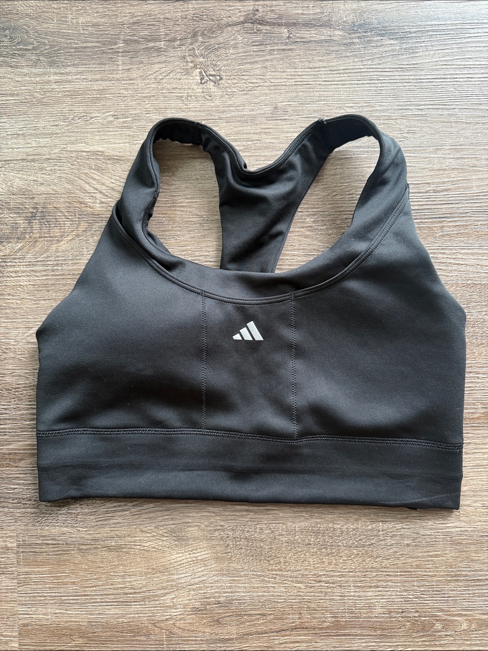 ADIDAS RUN POCKET MEDIUM-SUPPORT BRA - Picture 3 of 6